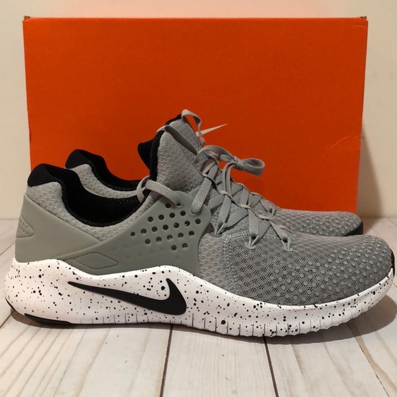 nike men's free tr v8 training shoe